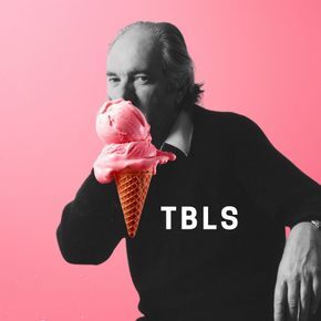 Thomas Bernhard liže sladoled